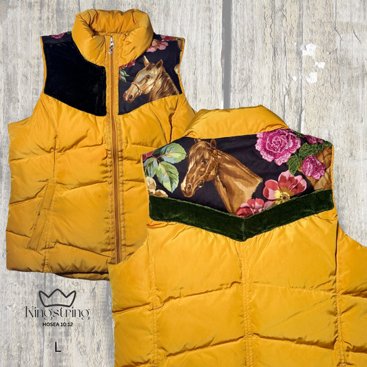 #454 Yellow Embroidered Horse Head/Velvet